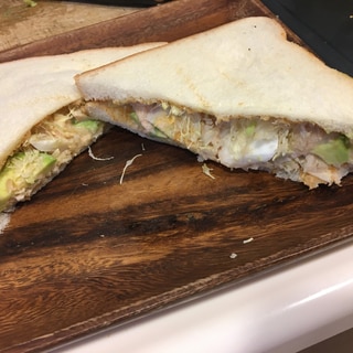 タラモサラダのサンドイッチ
